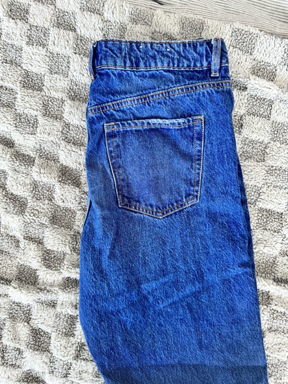 Dynamite Light Blue Straight Leg Jeans - Picture 5 of 6
